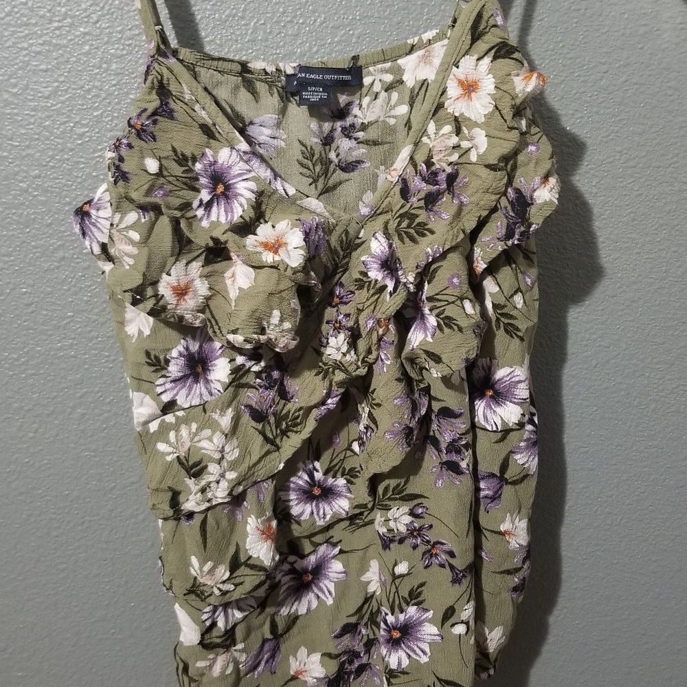 AE Sage Green Floral Print Crop Tank